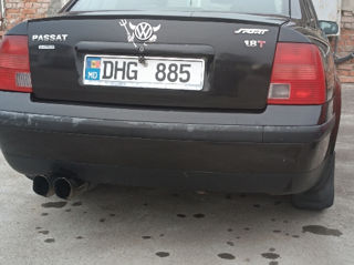 Volkswagen Passat foto 3