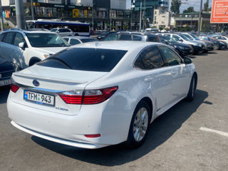 Lexus Es Series фото 3