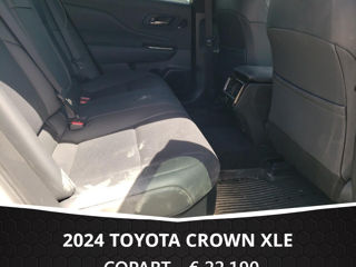 Toyota Crown foto 10