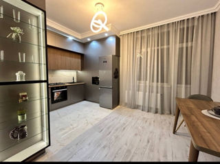 Apartament cu 3 camere, 88 m², Buiucani, Chișinău foto 2