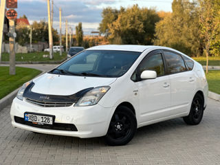 Toyota Prius foto 1