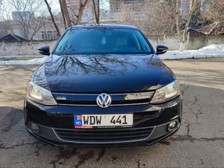 Volkswagen Jetta foto 4