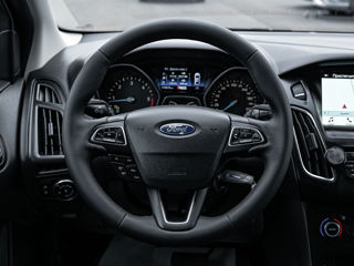 Ford Focus foto 10