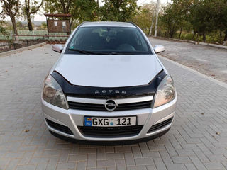 Opel Astra foto 2