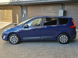 Renault Grand Scenic foto 3