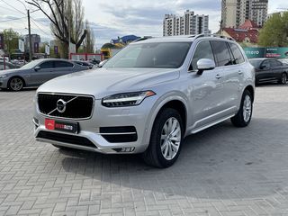 Volvo XC90 foto 1