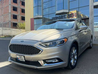 Ford Fusion foto 1