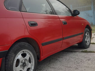 Toyota Carina foto 3