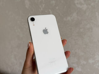 Продам Iphone Xr 128