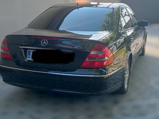 Mercedes E-Class, 2004 г.