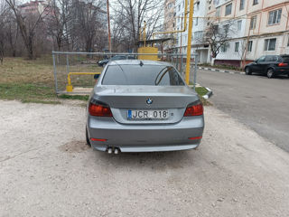 BMW 5 Series foto 7