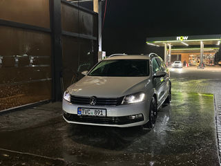 Volkswagen Passat foto 9