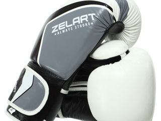 Боксерские перчатки Zelart кожаные 10,12,14 O.Z в наличии ( новые) !!!