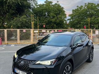 Lexus UX, 2019 г.