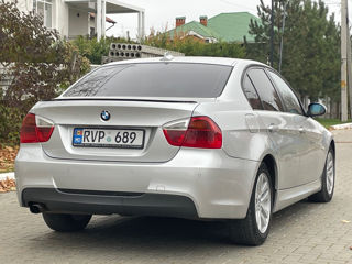 BMW 3 Series foto 6