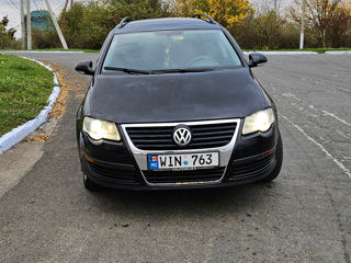 Volkswagen Passat foto 4