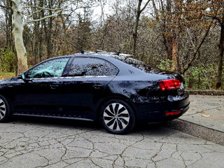 Volkswagen Jetta foto 4