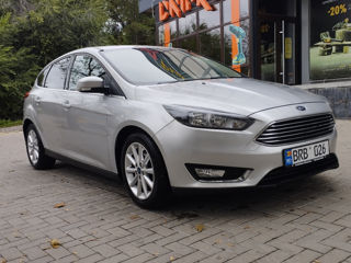 Ford Focus foto 2