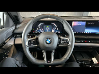 BMW 5 Series foto 4