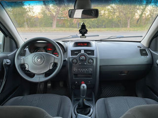 Renault Megane foto 8