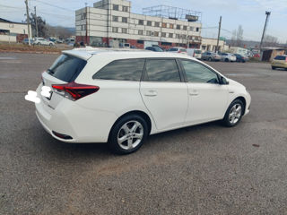 Toyota Auris foto 3