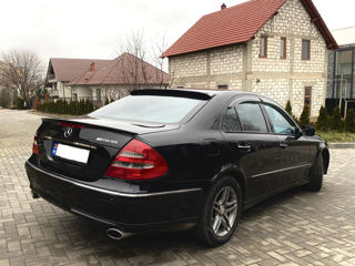 Mercedes E-Class foto 4