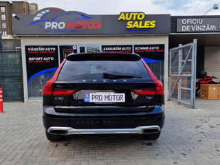 Volvo V90 Cross Country foto 7