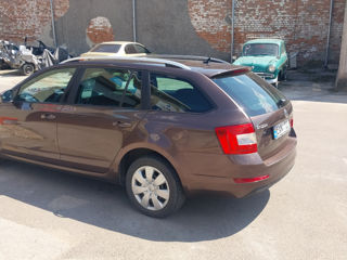 Skoda Octavia foto 2