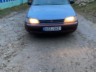 Toyota Carina foto 6