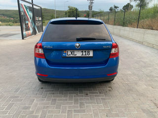 Skoda Rapid foto 3