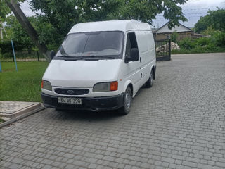 Ford Transit  фото 0