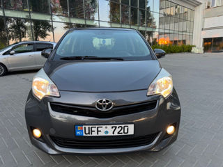 Toyota Verso-S foto 6