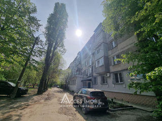 Apartament cu 2 camere, 49 m², Botanica, Chișinău foto 1