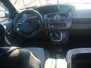 Renault Grand Scenic foto 3