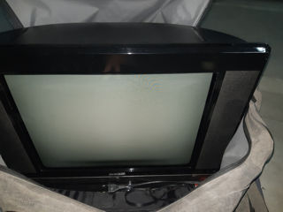 Vind televizor in culori ecran plat / продаю цветной телевизор плоский экран foto 1