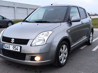 Suzuki Swift foto 3