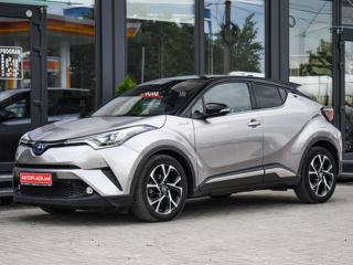 Toyota C-HR foto 2