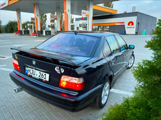 BMW 3 Series foto 13