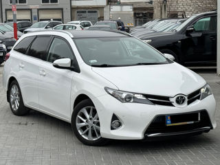 Toyota Auris foto 4