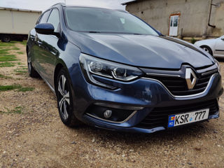 Renault Megane foto 2