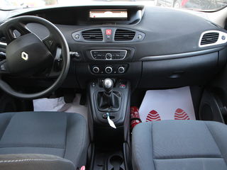 Renault Grand Scenic foto 5