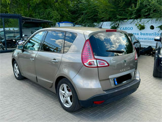 Renault Scenic foto 3