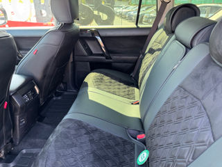 Toyota Land Cruiser Prado фото 8