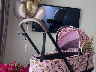 Cybex jeremy scott landou roz cu aripi
