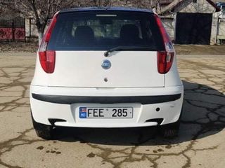 Fiat Punto foto 8