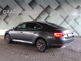 Skoda Superb foto 4