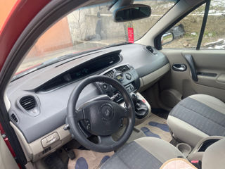 Renault Scenic foto 2