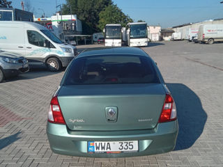 Renault Clio Symbol foto 5