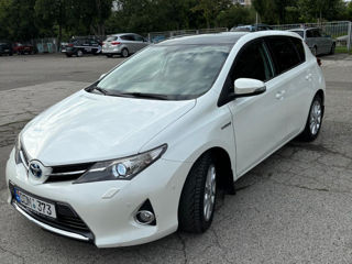 Toyota Auris foto 1