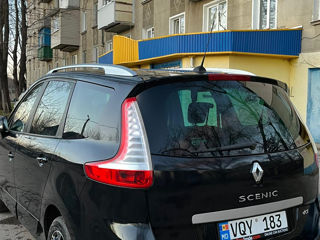 Renault Grand Scenic foto 3